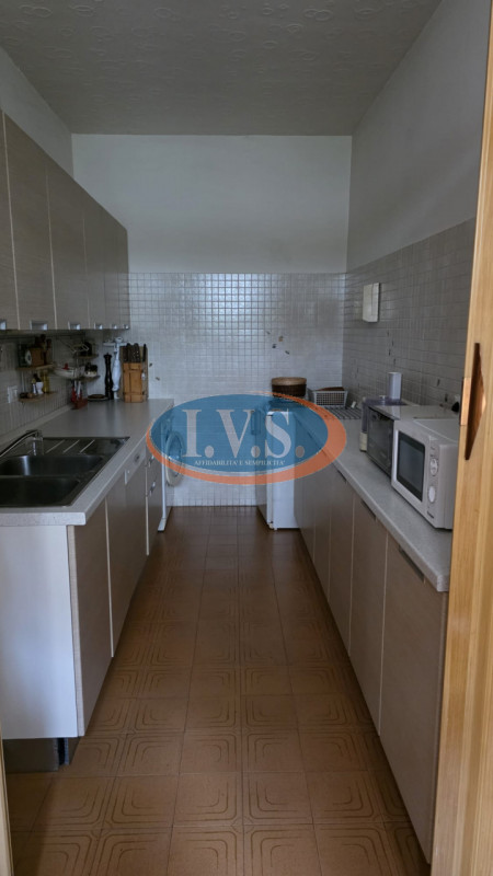 MONTEGALDA (VI): In posizione centralissima proponiamo PALAZZETTO SINGOLO caratterizzato dagli am...