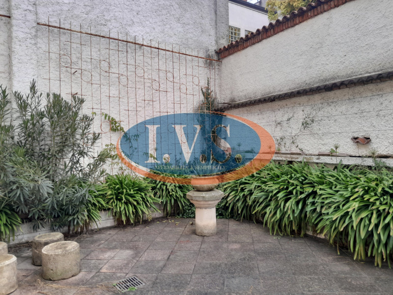 MONTEGALDA (VI): In posizione centralissima proponiamo PALAZZETTO SINGOLO caratterizzato dagli am...