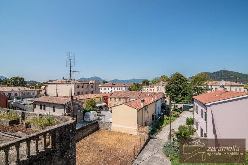 Su prestigioso palazzo d'epoca del 1700 in fase di completa ristrutturazione, nel quale si realiz...