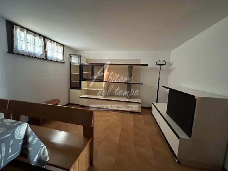 SAN GIORGIO IN BOSCO (PD)

In tranquillo quartiere residenziale, proponiamo in vendita una casa a...