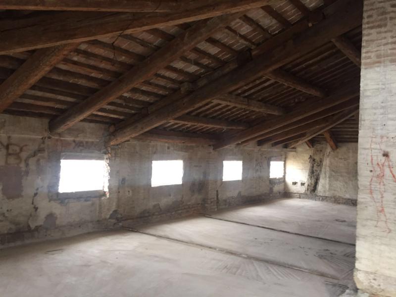 Su prestigioso palazzo d'epoca del 1700 in fase di completa ristrutturazione, nel quale si realiz...