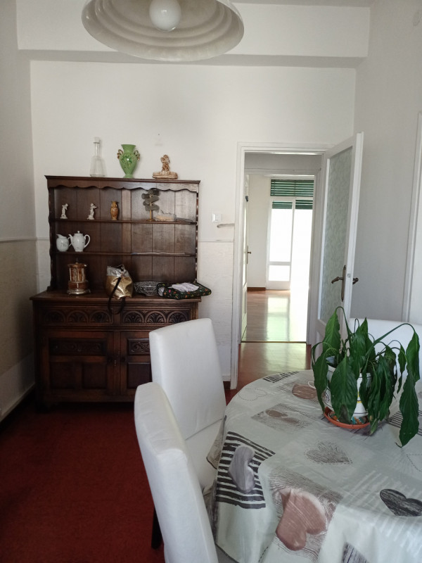 Appartamento AFFITTATO FINO AL 2028, in ottimo stato, su palazzina di 8 unità, riscaldamento auto...