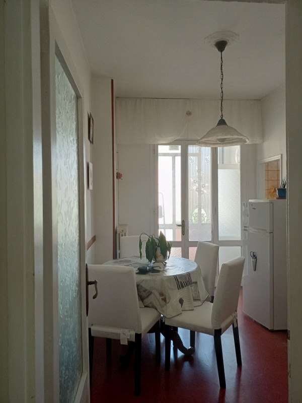 Appartamento AFFITTATO FINO AL 2028, in ottimo stato, su palazzina di 8 unità, riscaldamento auto...