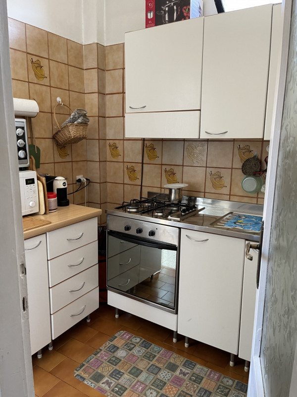 Appartamento AFFITTATO FINO AL 2028, in ottimo stato, su palazzina di 8 unità, riscaldamento auto...