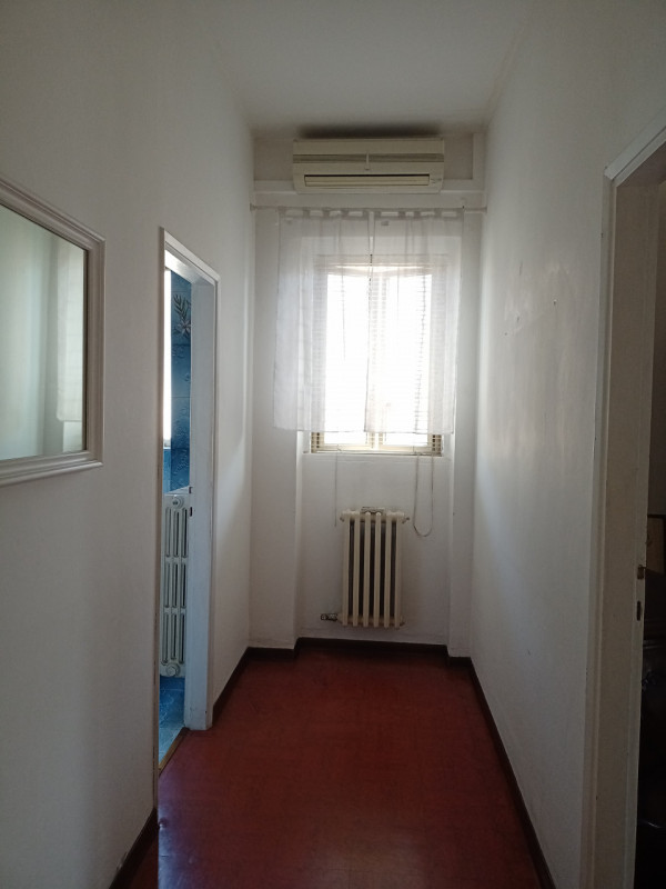 Appartamento AFFITTATO FINO AL 2028, in ottimo stato, su palazzina di 8 unità, riscaldamento auto...