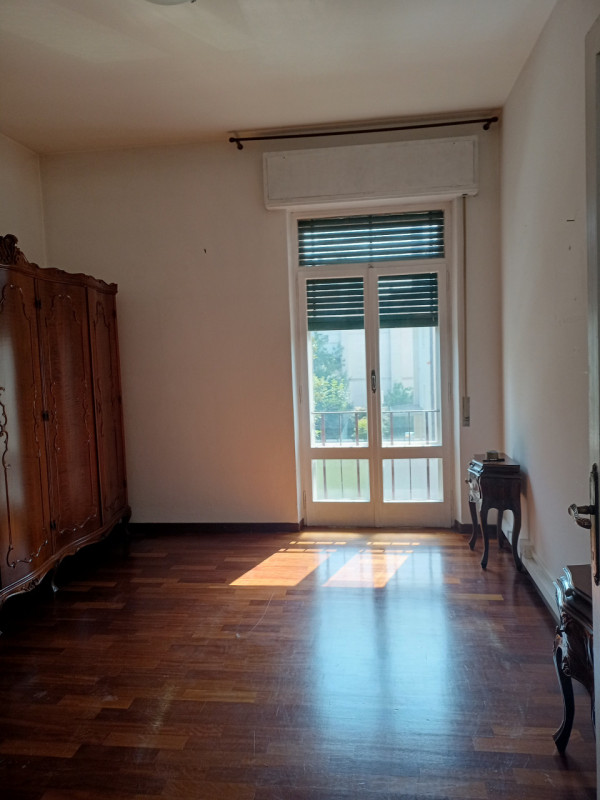 Appartamento AFFITTATO FINO AL 2028, in ottimo stato, su palazzina di 8 unità, riscaldamento auto...