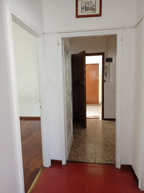 Appartamento AFFITTATO FINO AL 2028, in ottimo stato, su palazzina di 8 unità, riscaldamento auto...