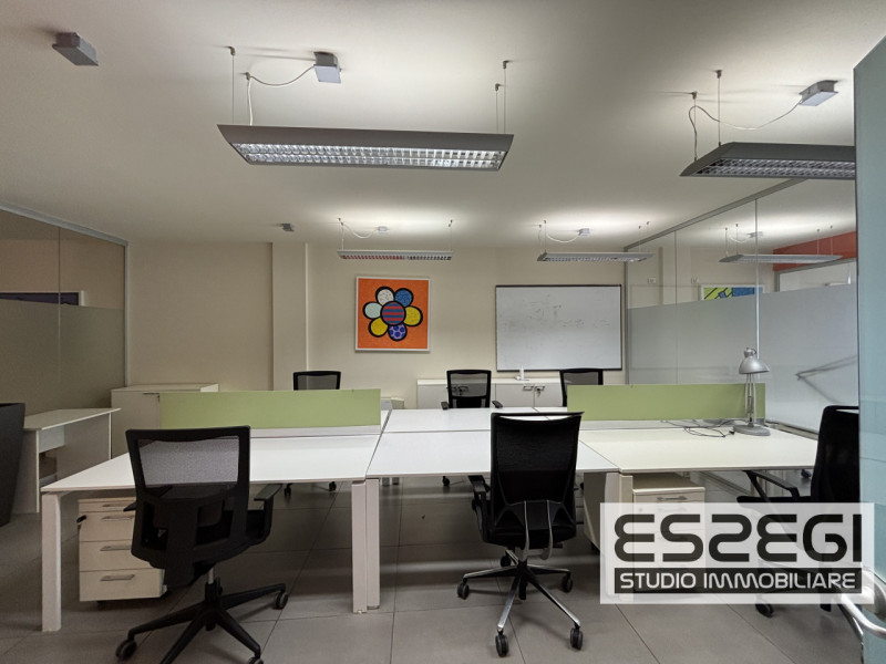 PADOVA OVEST: Nelle immediate vicinanze alla tangenziale e comodo al casello autostradale di Pado...