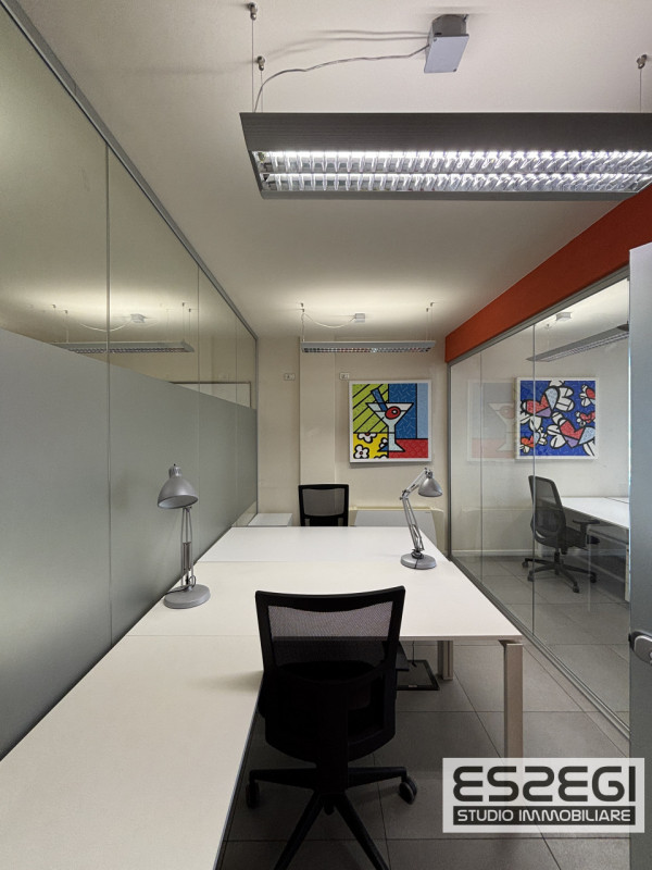 PADOVA OVEST: Nelle immediate vicinanze alla tangenziale e comodo al casello autostradale di Pado...