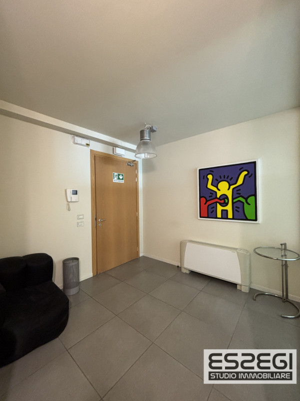 PADOVA OVEST: Nelle immediate vicinanze alla tangenziale e comodo al casello autostradale di Pado...