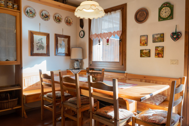 Nel pieno centro di Falcade una delle località più apprezzate delle dolomiti  in posizione comoda...