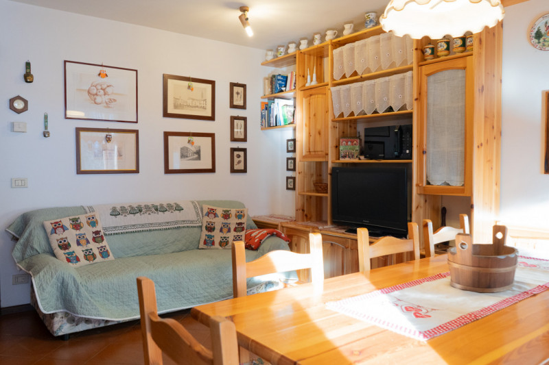 Nel pieno centro di Falcade una delle località più apprezzate delle dolomiti  in posizione comoda...