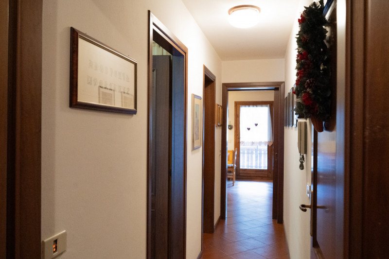 Nel pieno centro di Falcade una delle località più apprezzate delle dolomiti  in posizione comoda...