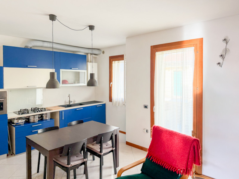 (Per INFO Vittorio 3517343301) A Casella d’Asolo, in un piacevole contesto residenziale, proponia...