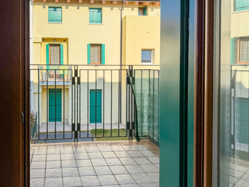 (Per INFO Vittorio 3517343301) A Casella d’Asolo, in un piacevole contesto residenziale, proponia...