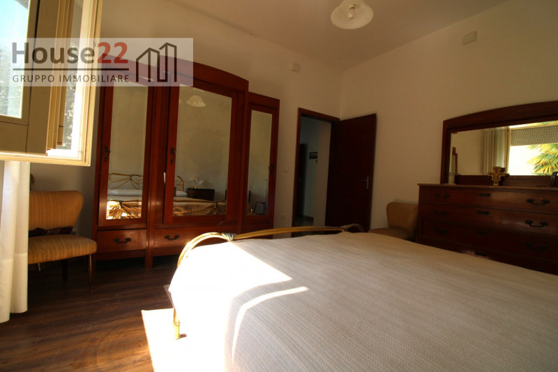 VICENZA. Scopri un'opportunità imperdibile! Questo SPAZIOSO E LUMINOSO BICAMERE è ideale per fami...