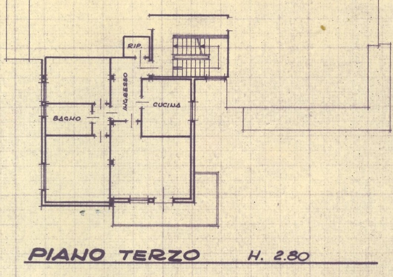 Nel cuore di Torri di Quartesolo, in posizione centrale e strategica, proponiamo in vendita un am...