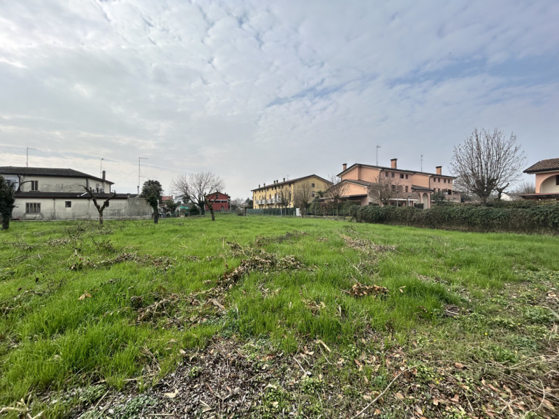 FIESSO D'ARTICO - nuova ESCLUSIVA - TERRENO EDIFICABILE caratterizzato da ampi spazi inserito in ...