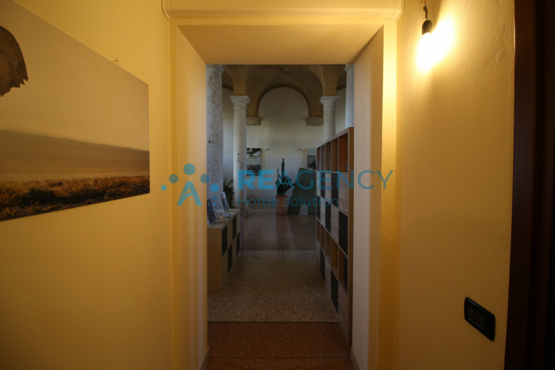 Marano Vicentino 

Sei alla ricerca di un raffinato ufficio di rappresentanza? 

Prezzo € 850 men...