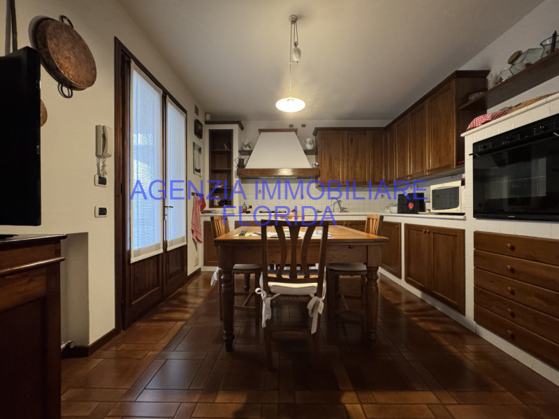 Villa singola situata nel cuore di Camposampiero, una delle località più ricercate della provinci...