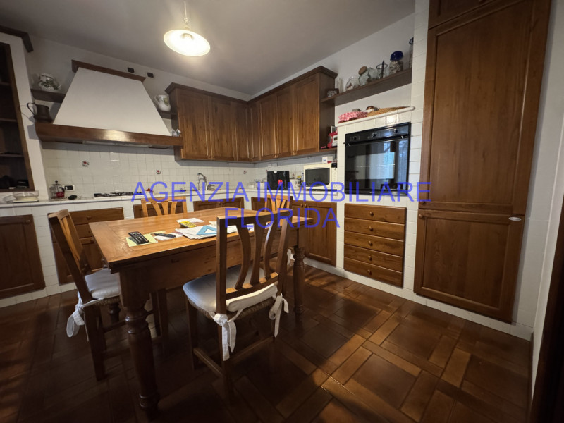 Villa singola situata nel cuore di Camposampiero, una delle località più ricercate della provinci...