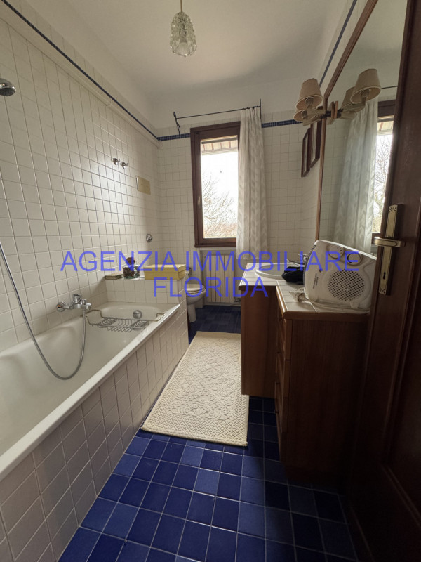 Villa singola situata nel cuore di Camposampiero, una delle località più ricercate della provinci...