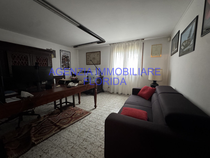 Villa singola situata nel cuore di Camposampiero, una delle località più ricercate della provinci...