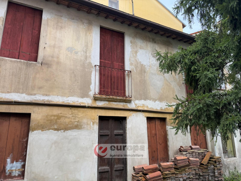 CENTRO STORICO VICENZA, a 150/200 mt. da Ponte degli Angeli / Piazza Matteotti: proponiamo due po...