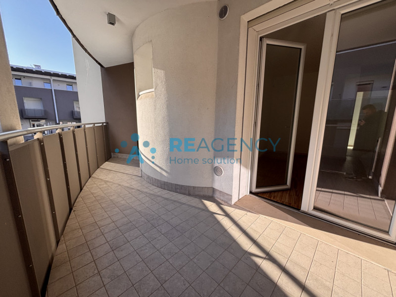 SIETE UNA FAMIGLIA ALLA RICERCA DI UNA NUOVA CASA GRANDE, CON I COMFORT DEL NUOVO e DISPONIBILE D...