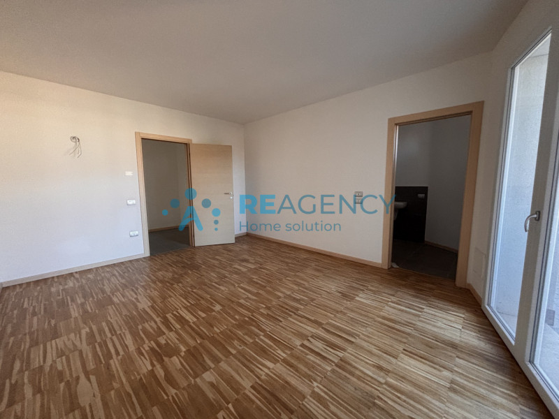 SIETE UNA FAMIGLIA ALLA RICERCA DI UNA NUOVA CASA GRANDE, CON I COMFORT DEL NUOVO e DISPONIBILE D...