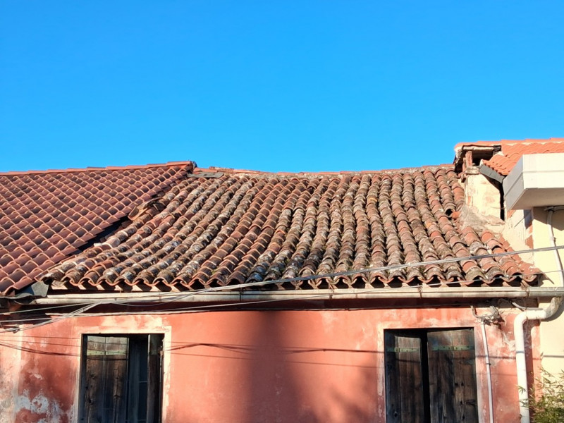 Lapio è una delle frazioni collinari più apprezzate di Arcugnano, immersa nel verde dei Colli Ber...