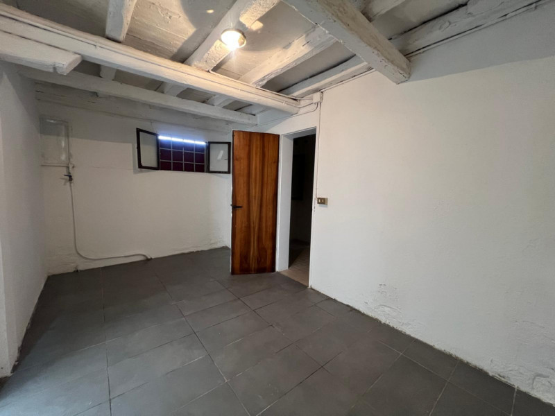 Oggi vi proponiamo una casa singola a Codevigo situata in zona di campagna ed allo stesso tempo i...