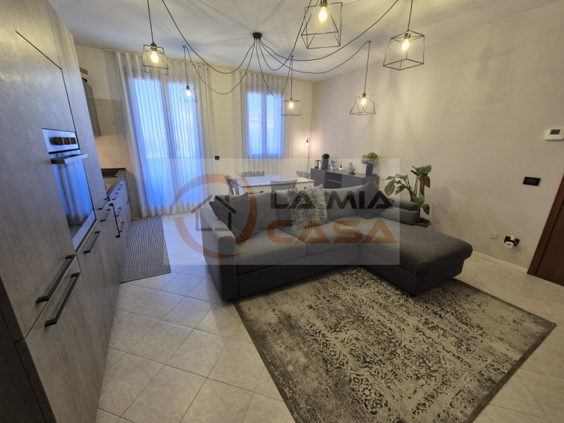 IL PRESENTE ANNUNCIO E' RIVOLTO SOLO A PERSONE CHE NECESSITANO DI UN CONTRATTO DI TIPO TRANSITORI...