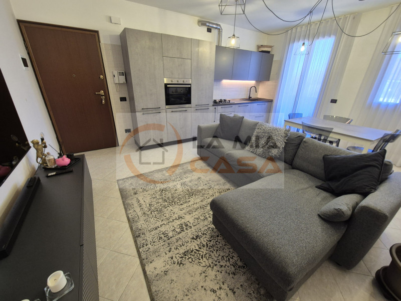 IL PRESENTE ANNUNCIO E' RIVOLTO SOLO A PERSONE CHE NECESSITANO DI UN CONTRATTO DI TIPO TRANSITORI...