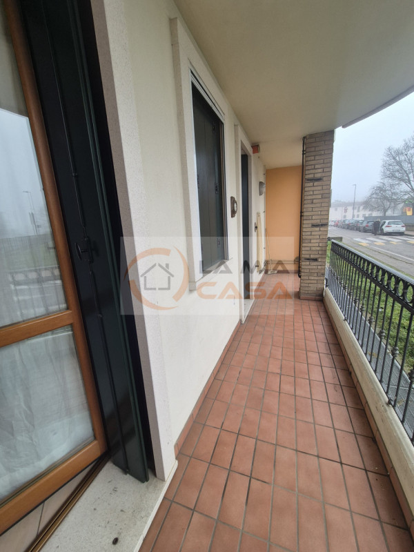 SONO RICHIESTE REFERENZE E CONTRATTO DI LAVORO A TEMPO INDETERMINATO.
SI PREGA DI INVIARE UNA EMA...