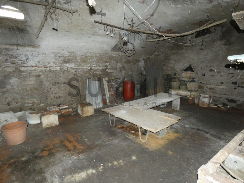 SCHIO - Periferia: CASA INDIPENDENTE terra cielo libera su tra lati con terreno di pertinenza. Cl...