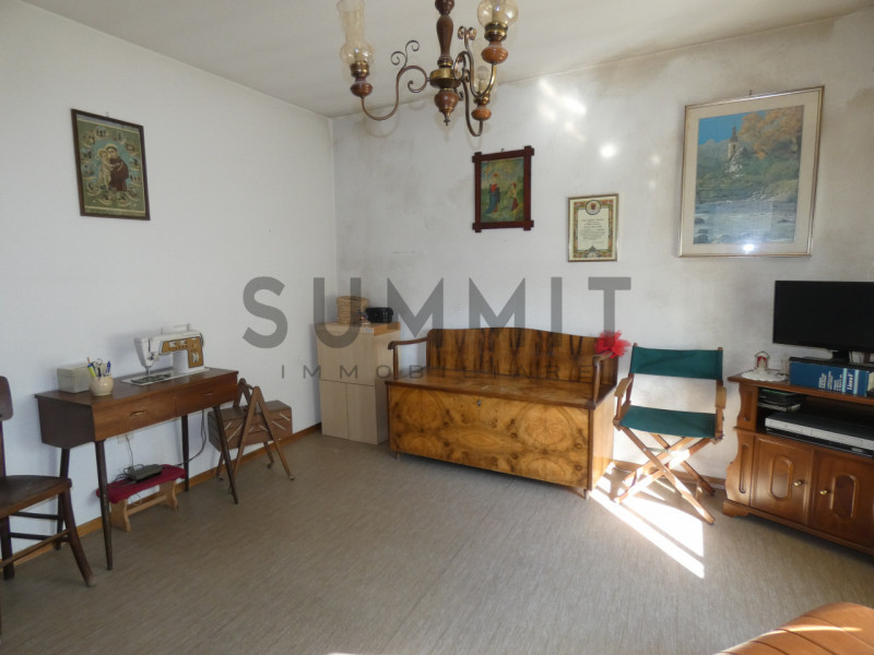 SCHIO - Periferia: CASA INDIPENDENTE terra cielo libera su tra lati con terreno di pertinenza. Cl...