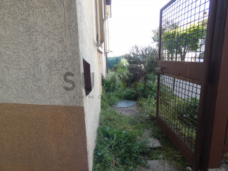 SCHIO - Periferia: CASA INDIPENDENTE terra cielo libera su tra lati con terreno di pertinenza. Cl...