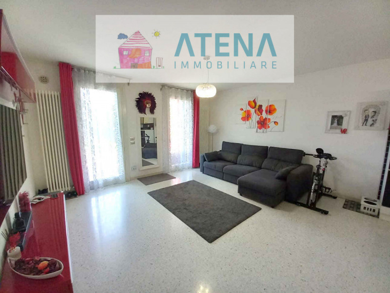 rif. 25669

VILLAFRANCA/LIMENA – TAGGÌ DI SOPRA

In posizione tranquilla e riservata, all’interno...