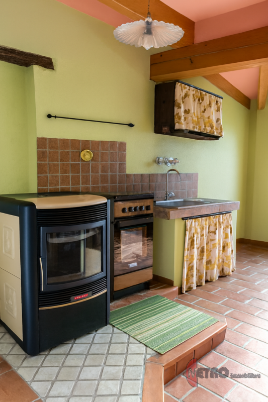 Scopri questo incantevole rustico situato nel cuore del comune di Monte di Malo, un luogo dove la...