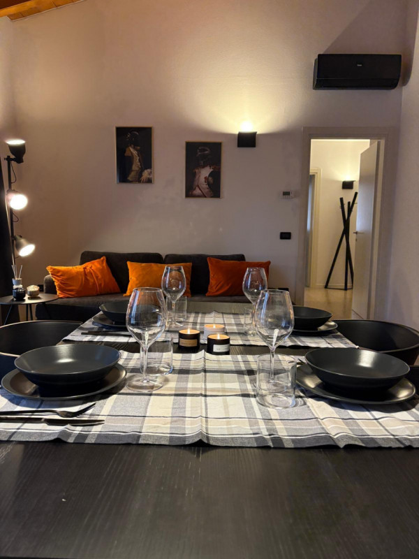 Rif. BAA304 (per info +39 392 3361100 Beatrice)

Proponiamo in affitto un incantevole e ben arred...