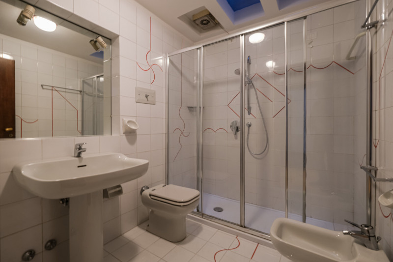 In una delle zone più suggestive e ricercate del centro di Vicenza, a pochi passi da Ponte degli ...