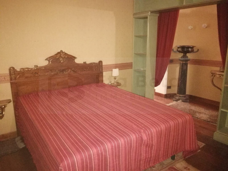 Scopri questo bellissimo appartamento duplex, situato nel cuore della rinomata zona Santo a Padov...