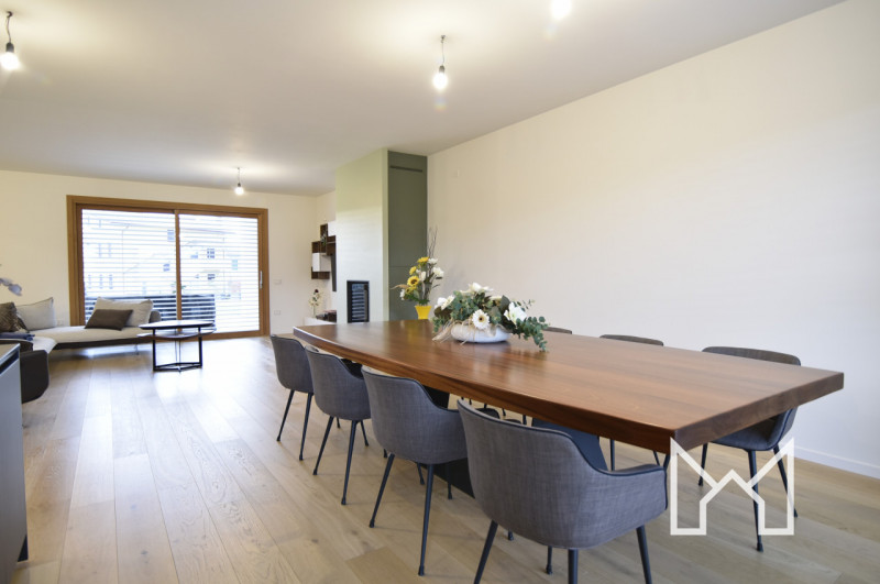 FONTE- In zona tranquilla e immersa nel verde, proponiamo villa singola di nuovissima costruzione...