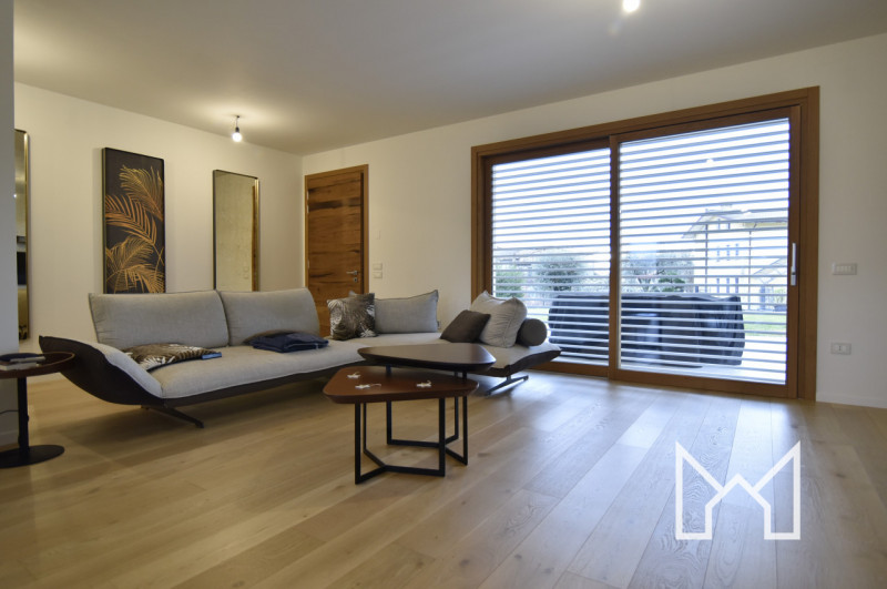 FONTE- In zona tranquilla e immersa nel verde, proponiamo villa singola di nuovissima costruzione...