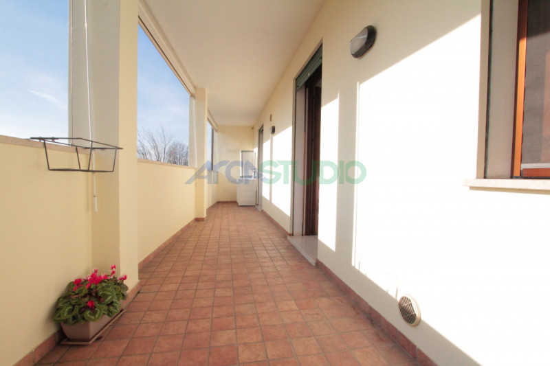 Bolzano Vicentino: se stai cercando un appartamento tricamere ampio e luminoso e COMPLETAMENTE AR...