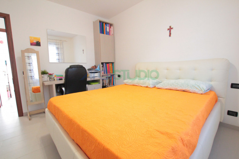 Bolzano Vicentino: se stai cercando un appartamento tricamere ampio e luminoso e COMPLETAMENTE AR...