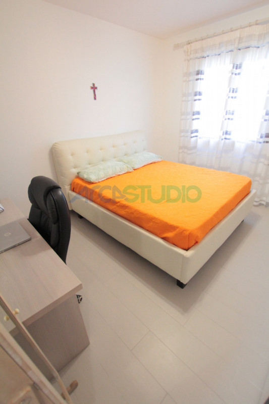 Bolzano Vicentino: se stai cercando un appartamento tricamere ampio e luminoso e COMPLETAMENTE AR...