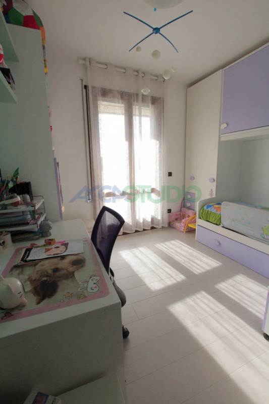 Bolzano Vicentino: se stai cercando un appartamento tricamere ampio e luminoso e COMPLETAMENTE AR...