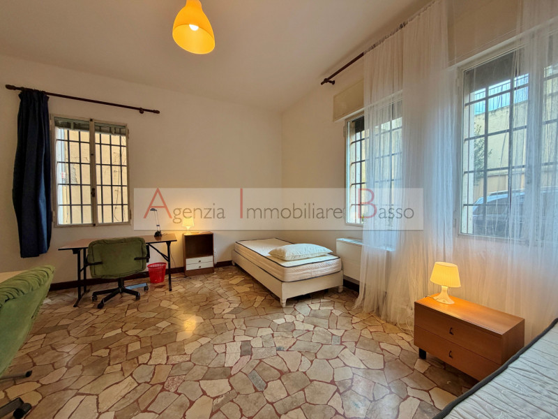 PADOVA - VIA GABELLI - OSPEDALE CIVILE. Affittasi appartamento PERFETTO PER SPECIALIZZANDI O PERS...